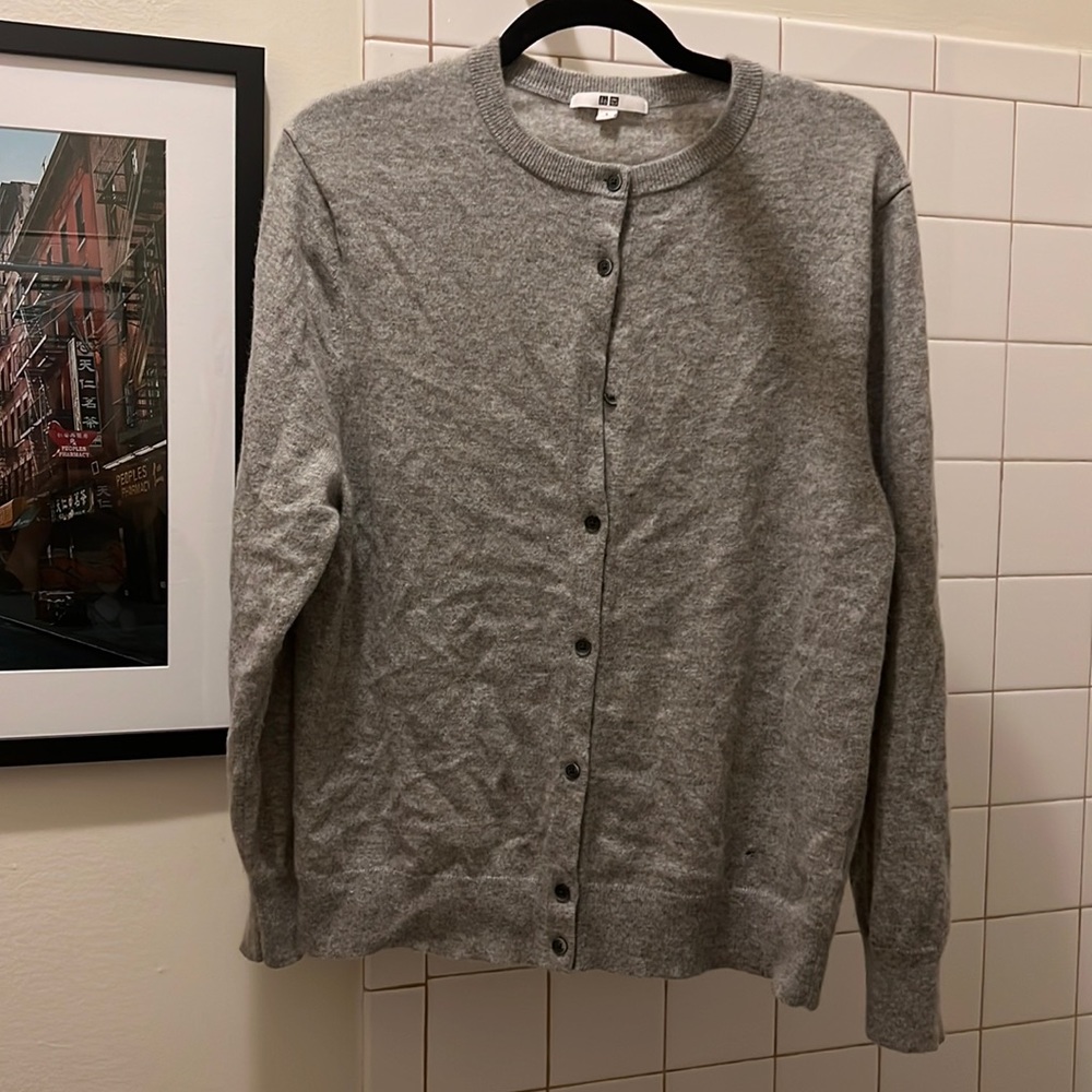 Uniqlo cashmere cardigan size L